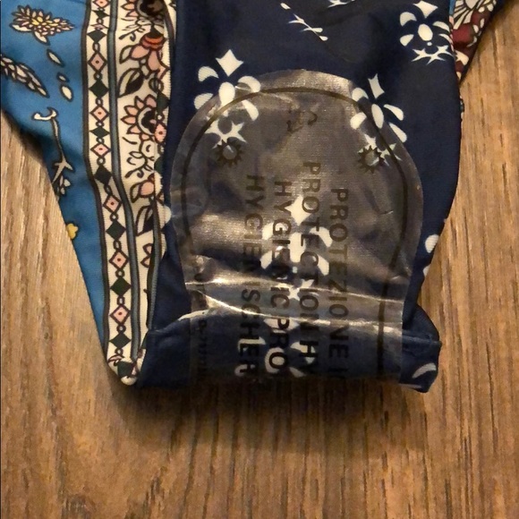 Reversible multicolored bikini - Picture 3 of 5